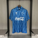 Camisa Cruzeiro Titular 93/94 - Versão Retrô Coca-Cola Azul - MAJESTO BR