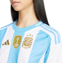 Camisa Argentina Feminina Home 2024 - Azul e Branca - MAJESTO BR