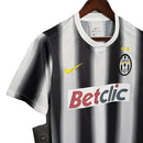 Camisa Juventus Retrô 2011/2012 Preta e Branca - Nike - MAJESTO BR