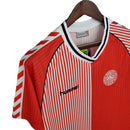 Camisa Dinamarca Retrô 1986 Vermelha e Branca - Hummel - MAJESTO BR